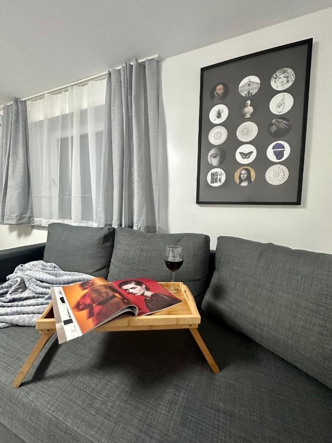 The Rainbow 8 Apartment Sofia Exterior photo